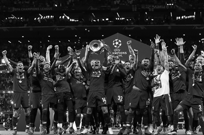 优秀！茂名这位姑娘勇夺全国举重冠军！