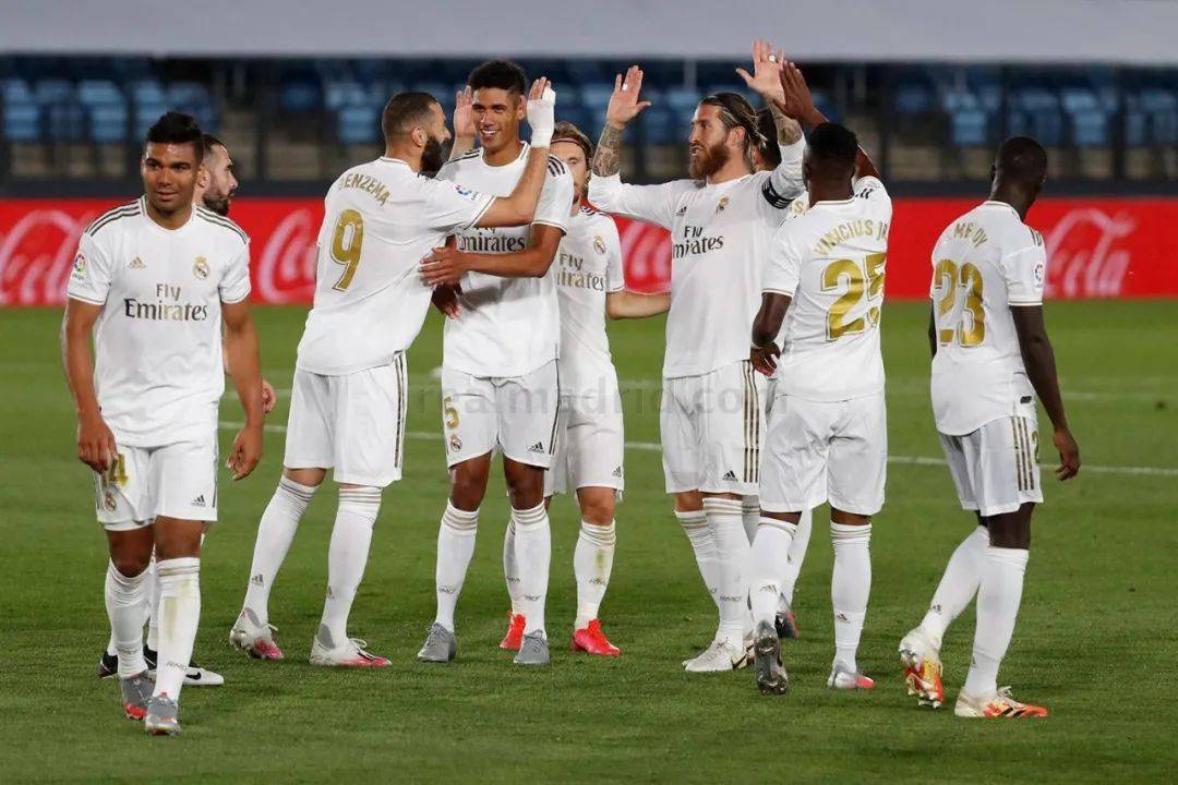 廷贝尔：拜仁状态很好教练也很出色，这对我们是很好的考验