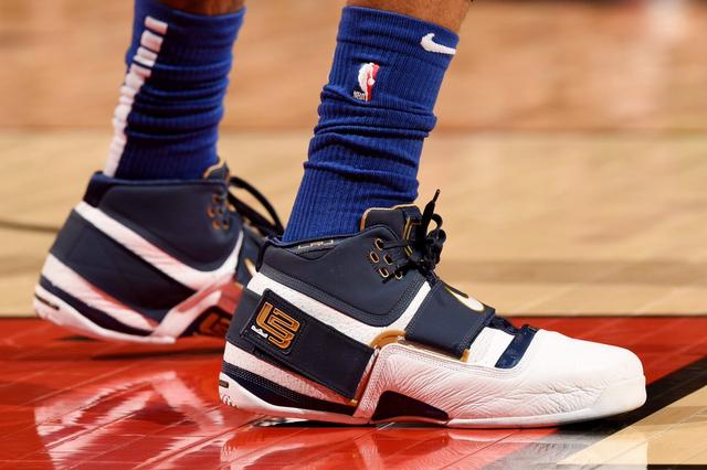 西班牙17%夺冠概率领跑，2026世界杯三大豪门争霸格局已定！（西班牙17%夺冠率居首，2026世界杯三大豪门争霸格局已成！）