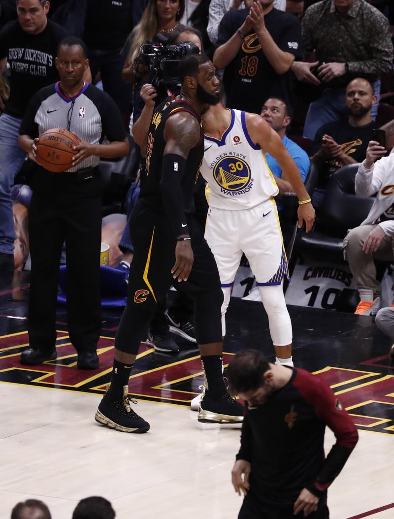 镜报：施洛特贝克不想与多特续约，利物浦目前正在关注（镜报：施洛特贝克无意与多特续约，利物浦正在密切关注）