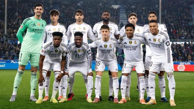 ATP总决赛第2日综述：弗里茨横扫穆塞蒂，辛纳室内硬地27连胜（ATP年终总决赛第2比赛日战报：弗里茨轻取穆塞蒂，辛纳室内硬地连胜刷新至27场）