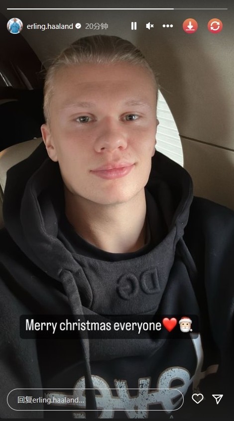 近15年谷歌每年搜索量最高球员：C罗10次断崖领先，梅西仅1次（过去15年谷歌年度最热球员：C罗10次遥遥领先，梅西仅1次登顶）